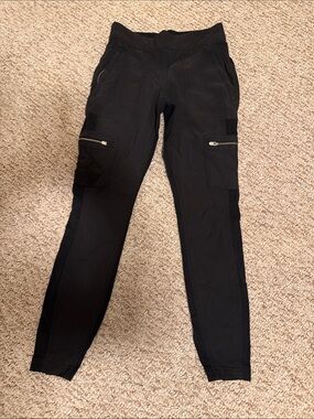 Athleta Black Active Cargo Pants Leggings